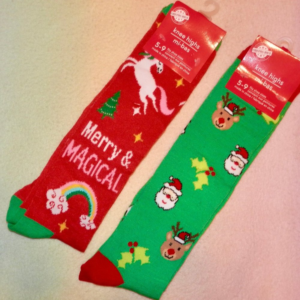A SET OF WOMEN'S CHRISTMAS KNEE HIGHS * SANTA AND MERRY AND MAGICAL * NEW *